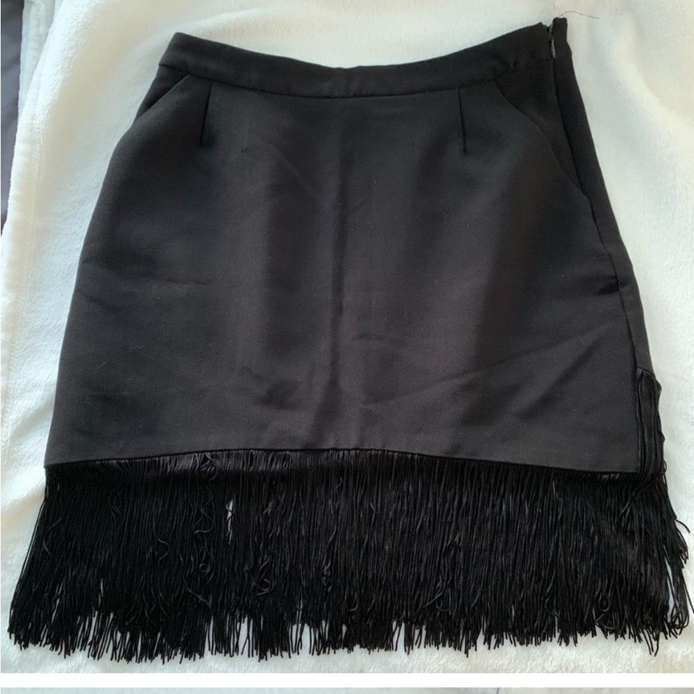 NWOT The Letter Tassel Mini Skirt size M - Picture 2 of 9